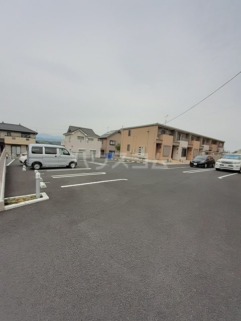 15/19 駐車場