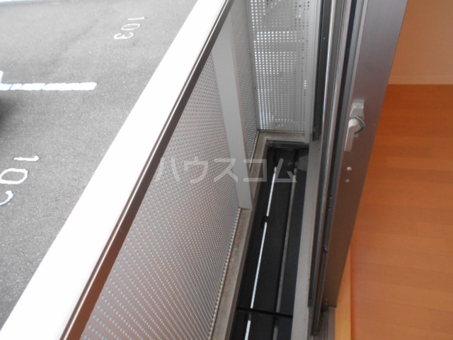 13/19 バルコニー