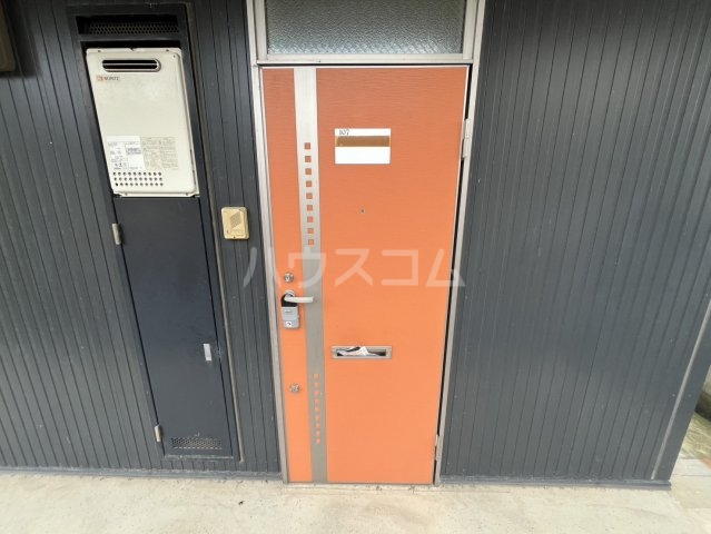 13/30 玄関