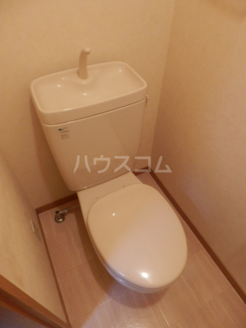 16/27 トイレ