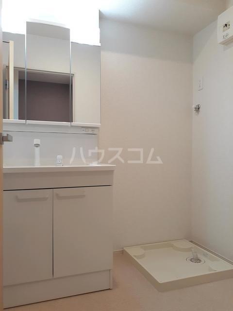 18/28 洗面