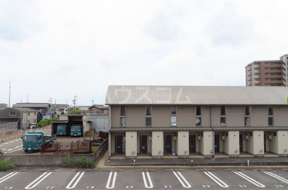 17/26 駐車場