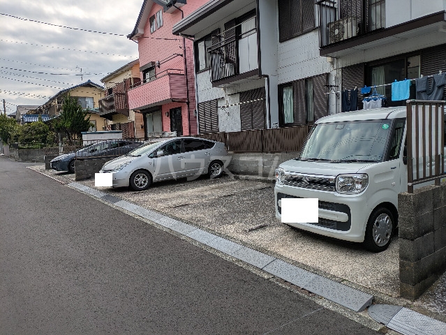 3/5 駐車場
