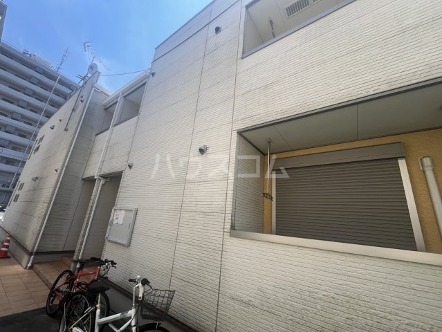 2/8 外観