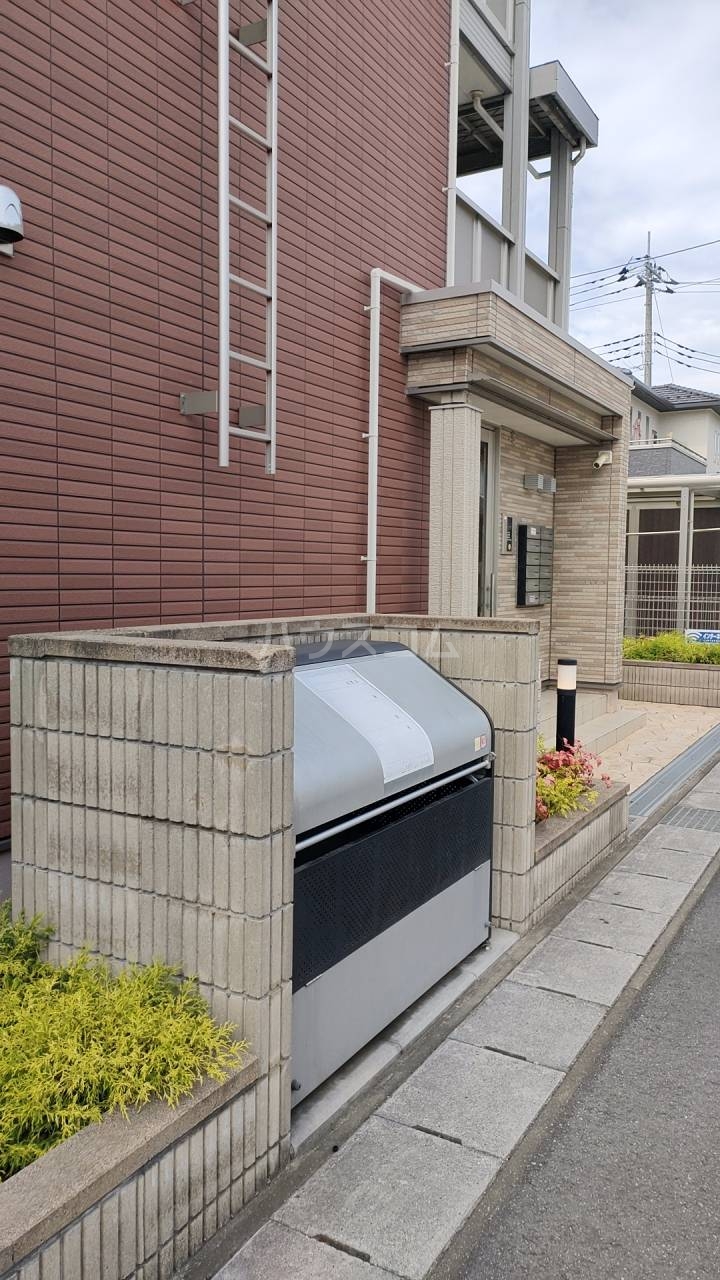 28/30 駐車場