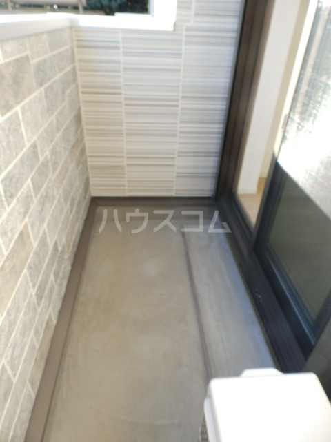 23/30 バルコニー