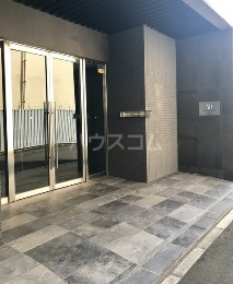 14/21 エントランス