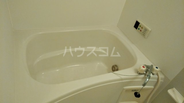 17/30 浴室