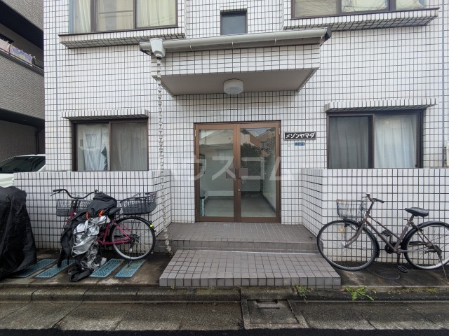 29/30 エントランス