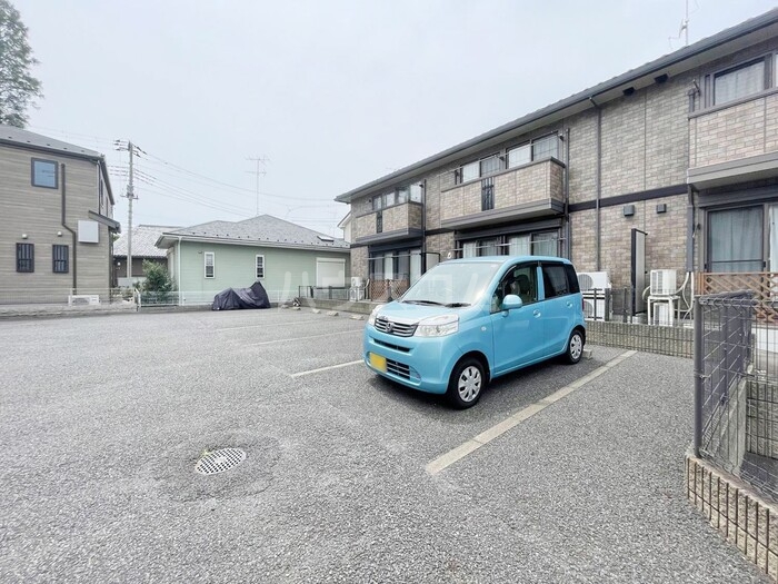 22/30 駐車場