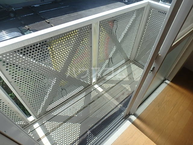 17/23 バルコニー