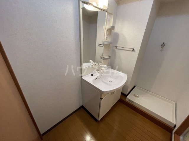 16/27 洗面