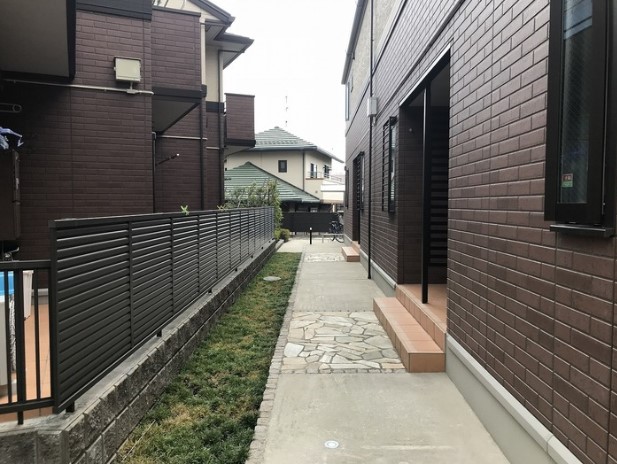 17/26 エントランス