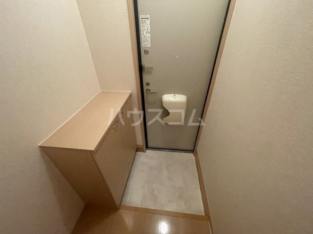 14/30 玄関