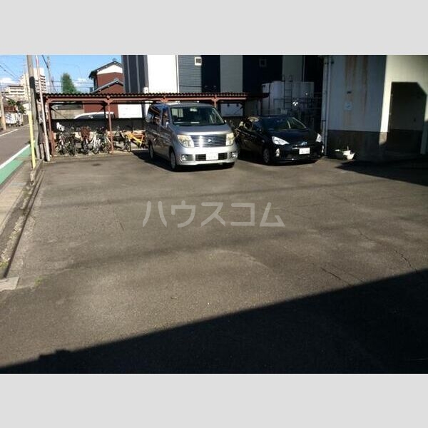 14/24 駐車場
