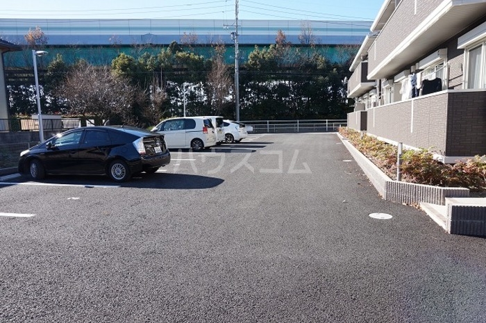 18/26 駐車場