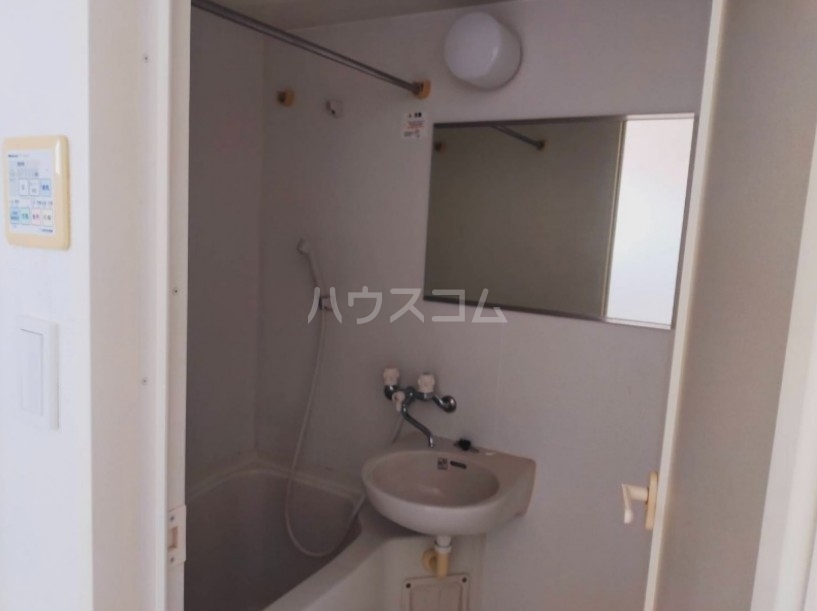 13/30 洗面