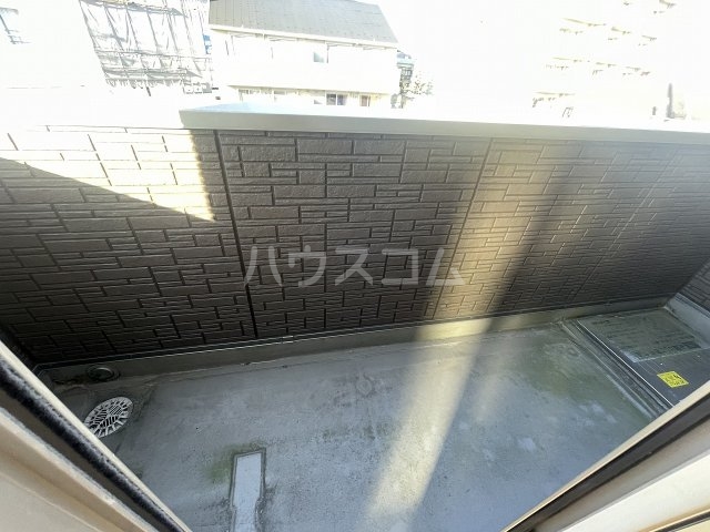 23/30 バルコニー