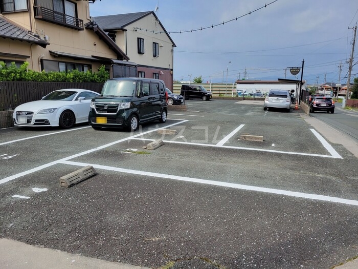 4/12 駐車場
