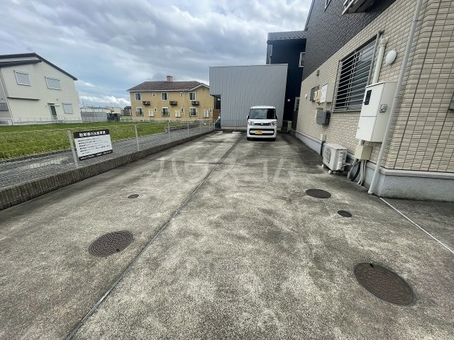 3/5 駐車場