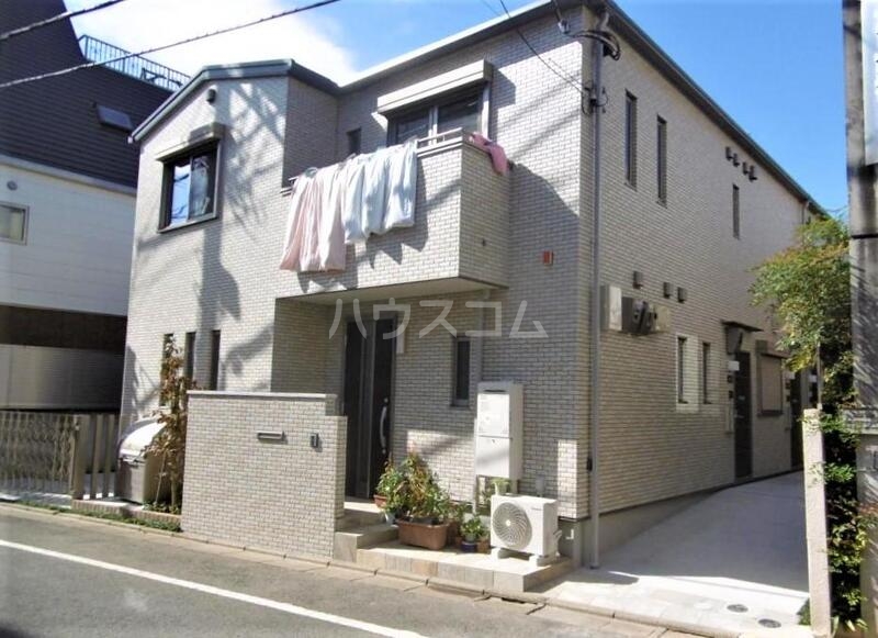 14/18 エントランス