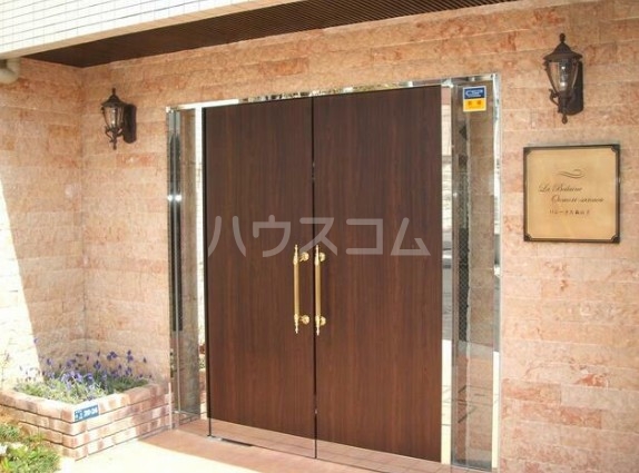 14/20 エントランス