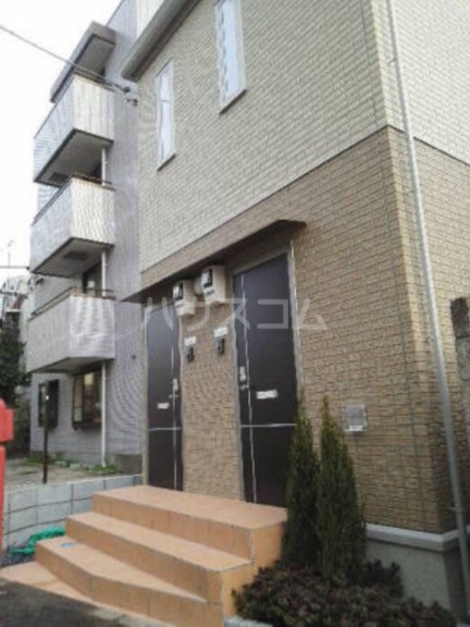 14/15 エントランス