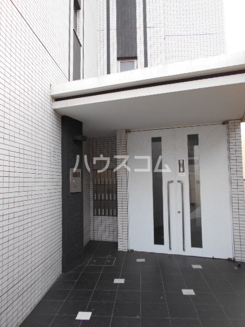 19/21 エントランス