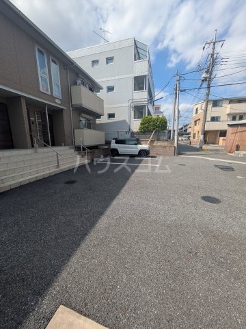 2/7 駐車場