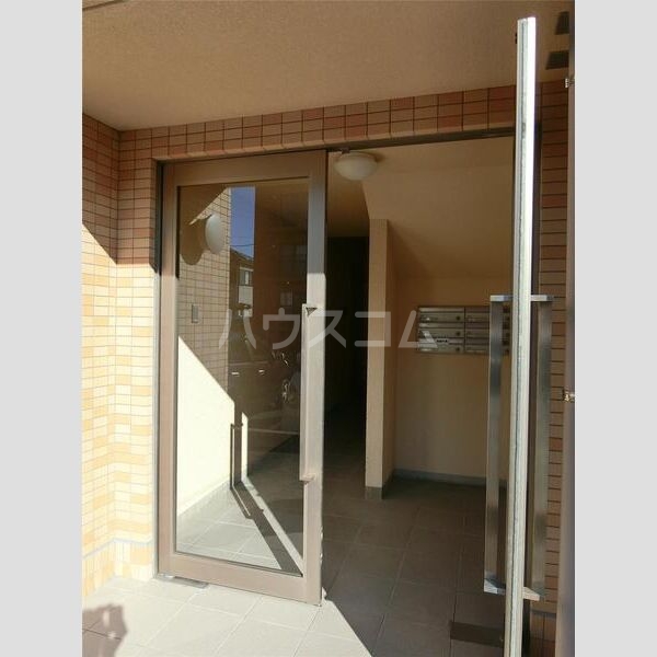 14/22 エントランス