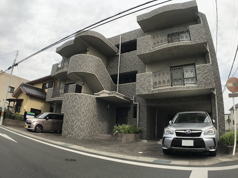 20/28 駐車場