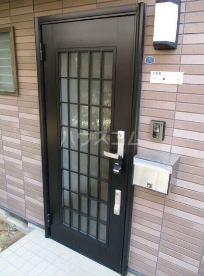 14/14 エントランス