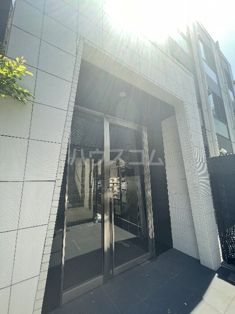 29/30 エントランス