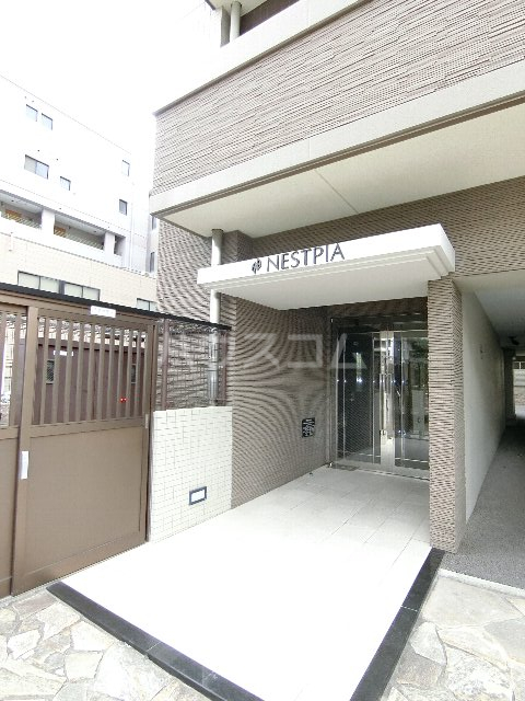 22/30 エントランス