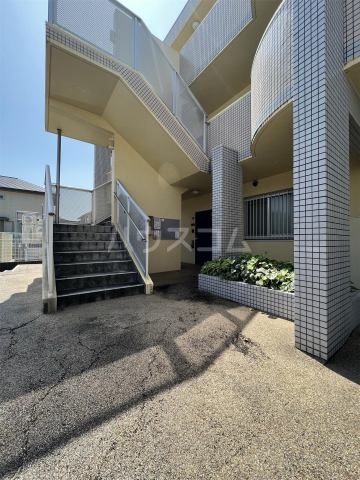 2/12 エントランス