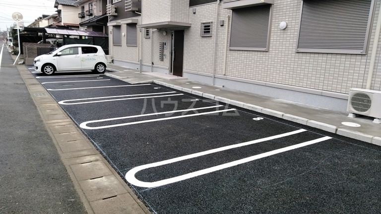 21/30 駐車場