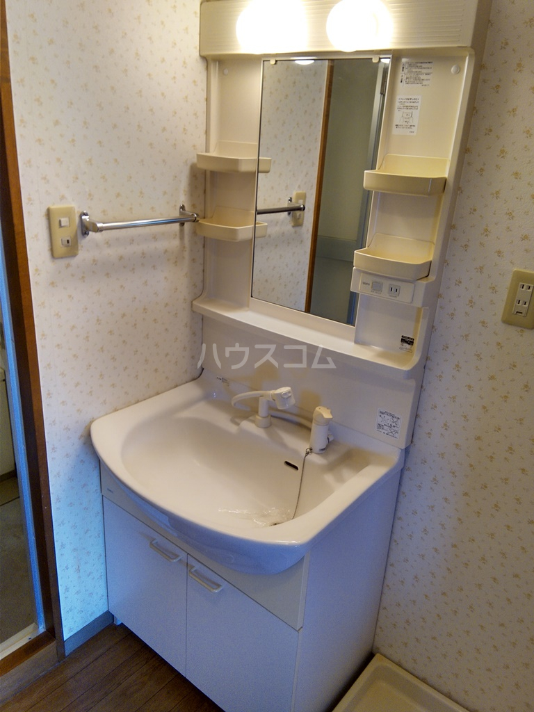 16/30 洗面