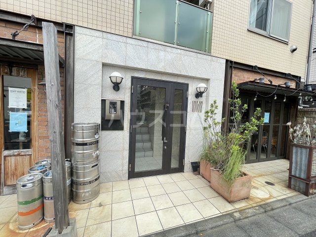 21/24 エントランス