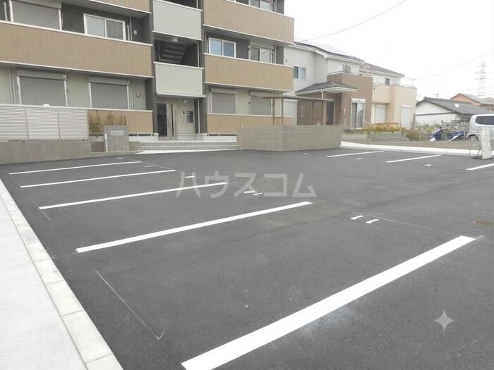 3/7 駐車場