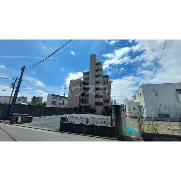 17/27 駐車場