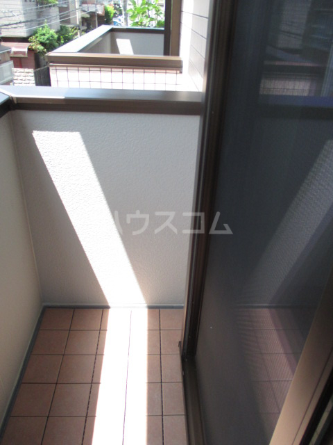 19/26 バルコニー