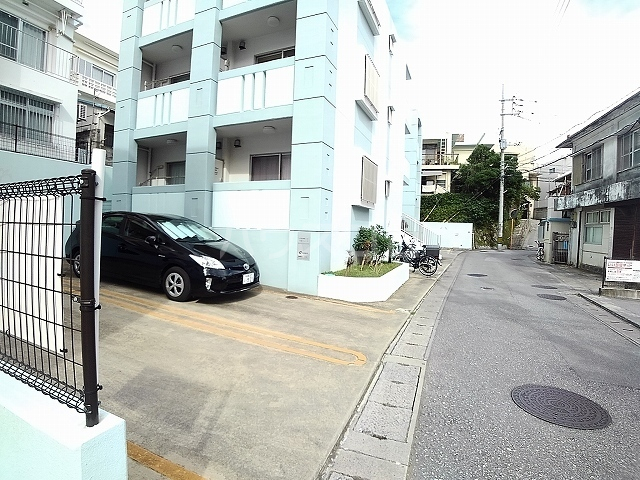 2/8 駐車場