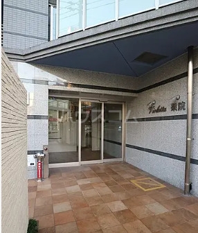 14/20 エントランス