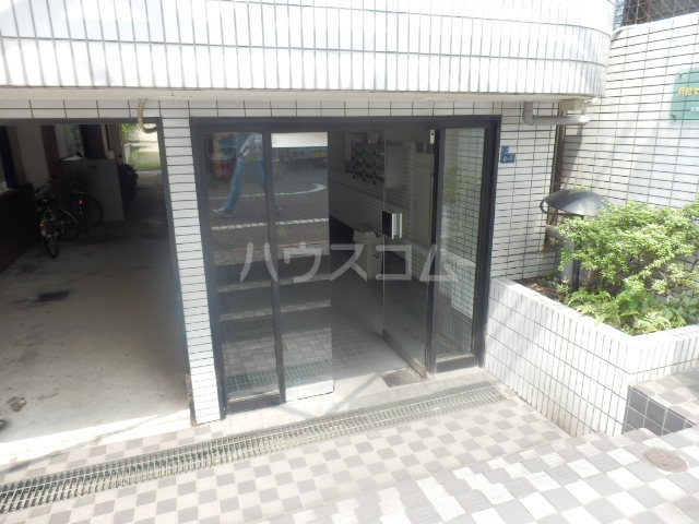 14/22 エントランス