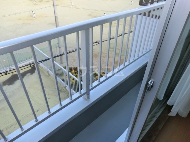 4/13 バルコニー