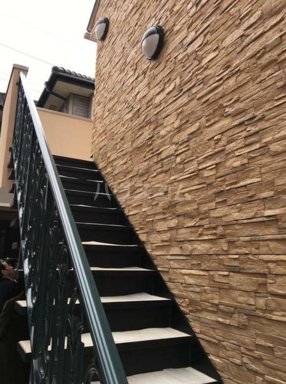 14/15 エントランス