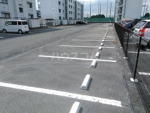 20/22 駐車場