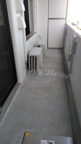 15/23 バルコニー