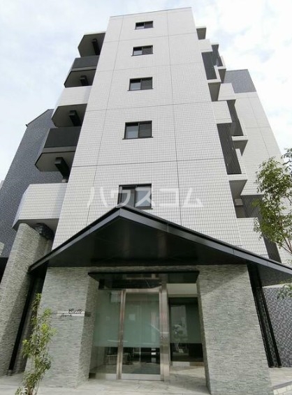 13/15 エントランス