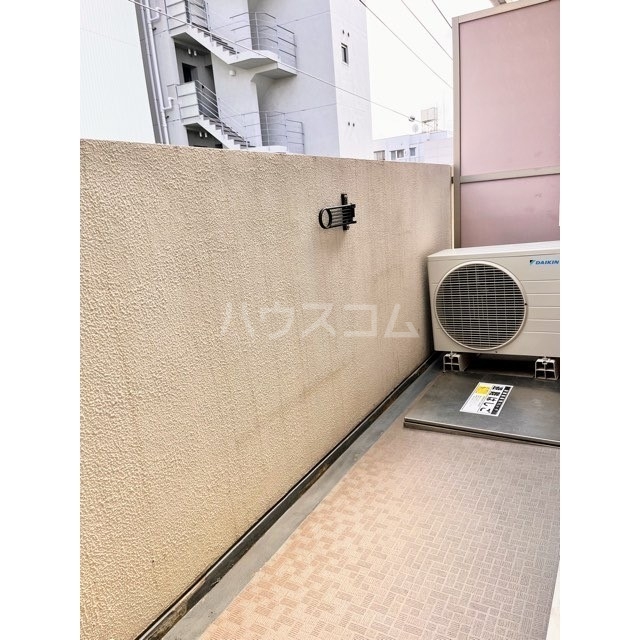 15/23 バルコニー